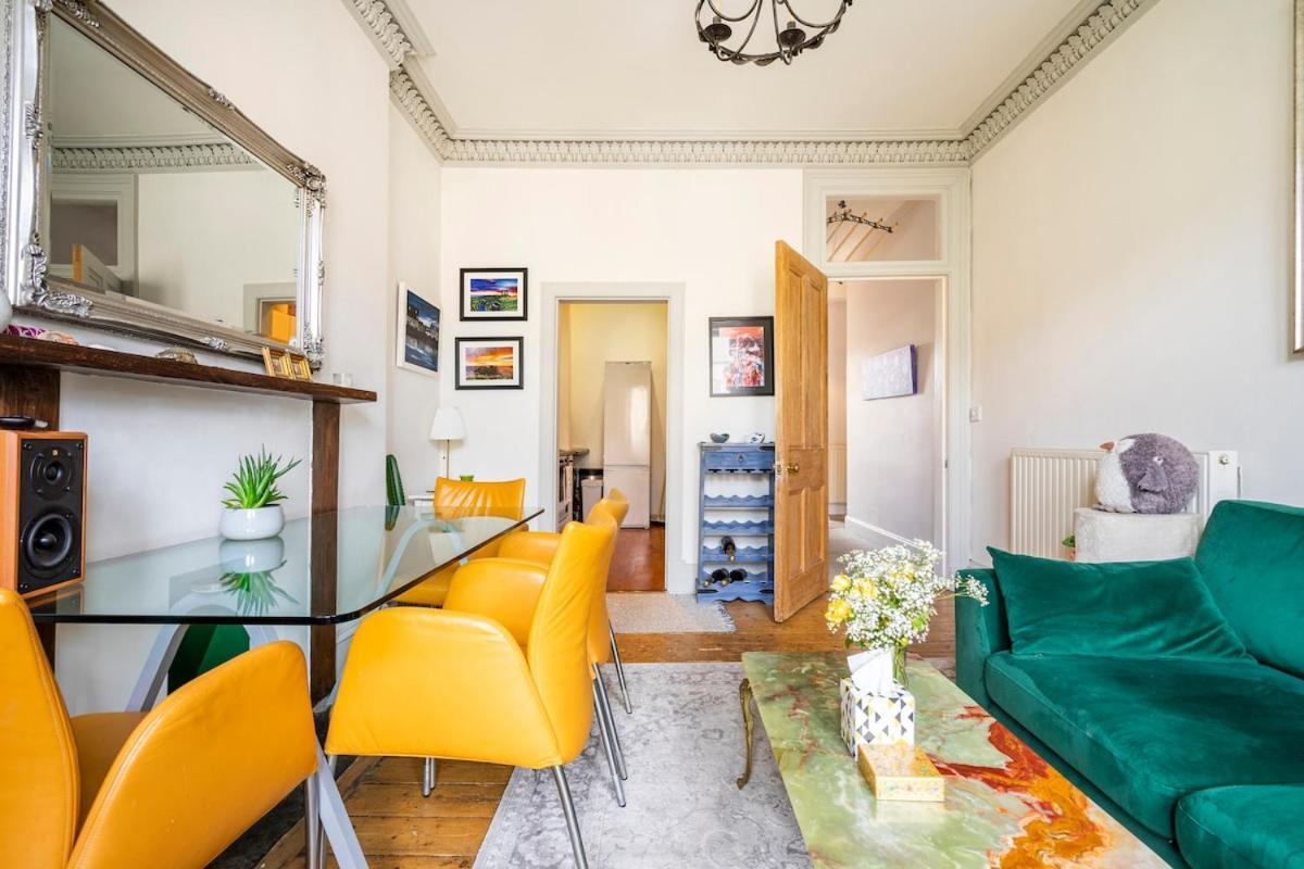 Apartment Stunning Flat With Modern Furnishings